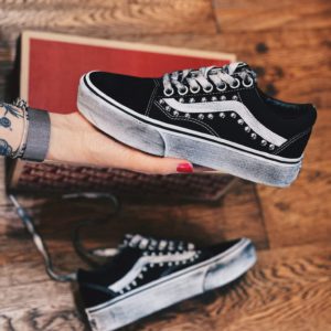 Vans Old Skool Platform Black Borchie (Sferiche)