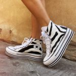 CONVERSE PLATFORM HIGH LAYER BLACK STUDS