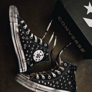 CONVERSE Classic leather black STUDS AND STARS