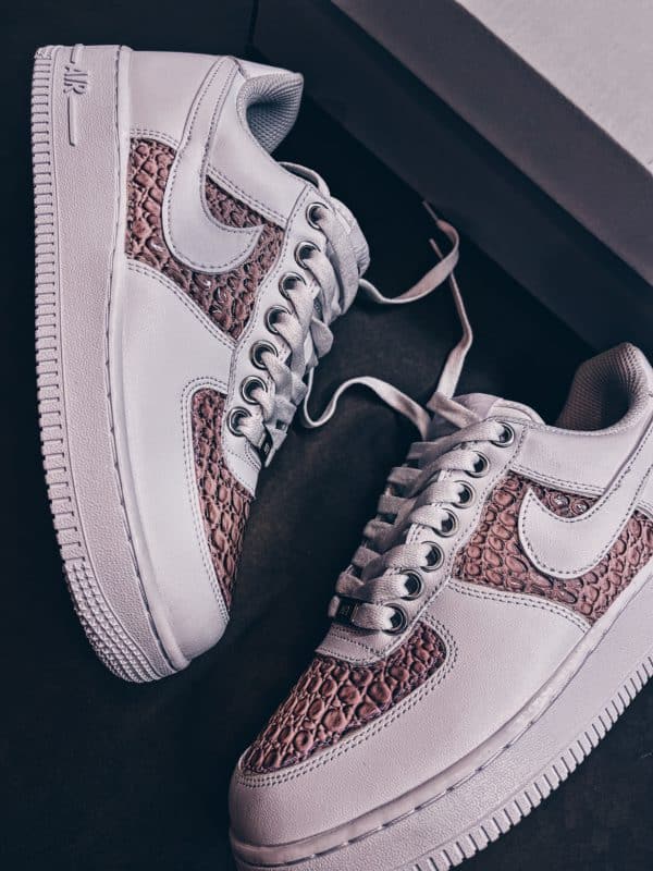 NIKE AIR FORCE Low White Pink NILE