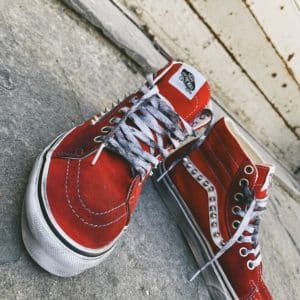Vans Sk8 Hi Tapered Racing Red Borchie Spikes